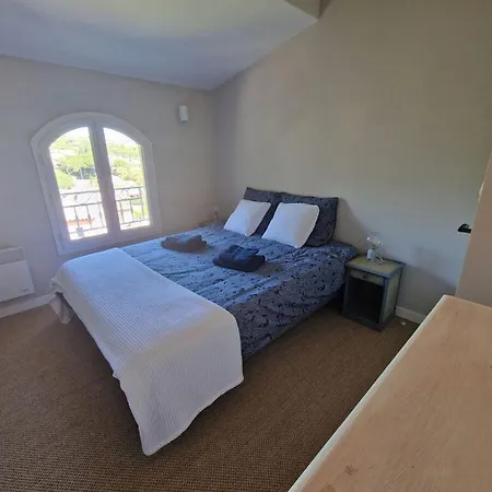 Mont Cabasse Comfortable Villa